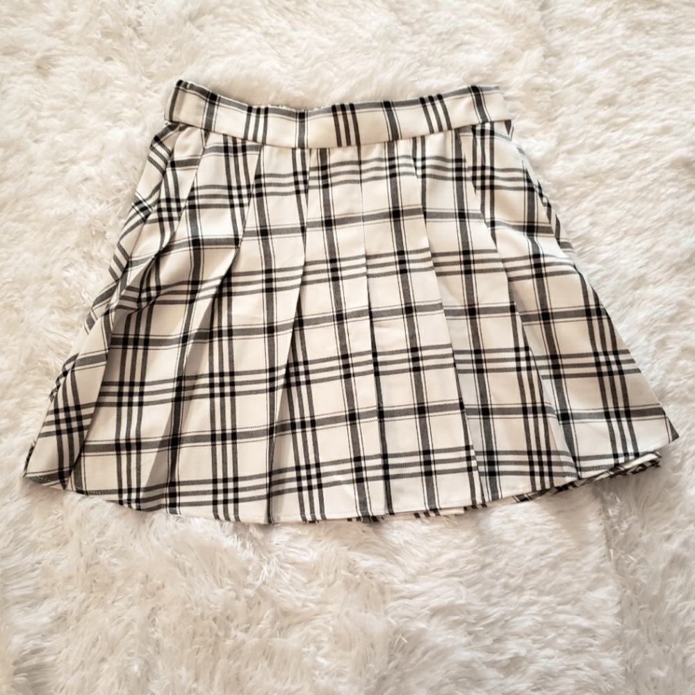 Garage Pleated Skirt